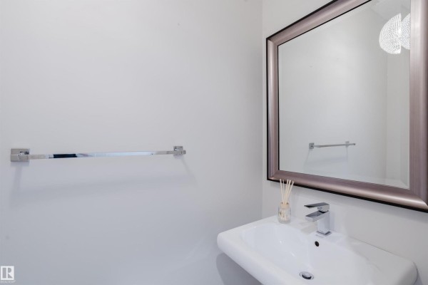 Bedroom 2 - 1 Eastview St, St  Albert, AB T8N4G4 Photo 5
