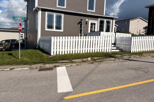1 Elizabeth Avenue, Channel Port Aux Basques, NL, photo 2