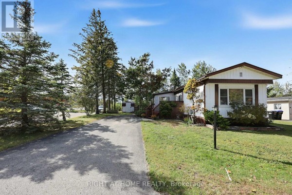 Kitchen - 1 Georgian Glen Drive, Wasaga Beach, ON L9Z1K7 Photo 2