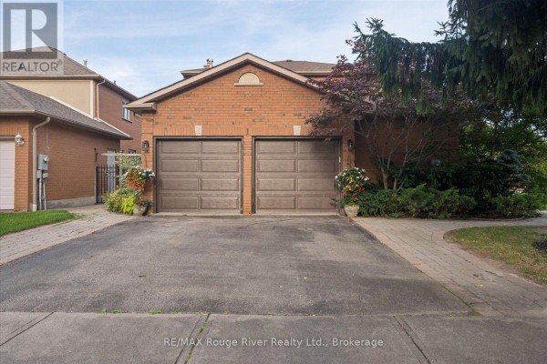 Sunroom - 1 Gowan Drive, Whitby, ON L1P1L5 Photo 3