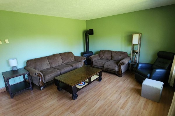 Eating area - 1 Helen Street, Northern Bruce Peninsula, ON N0H1W0 Photo 4