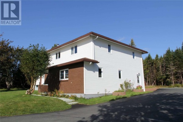 1 Howlett's Avenue, Torbay, NL, photo 2