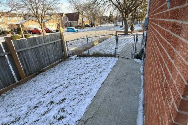 1 Hudson Drive, Brampton, ON, photo 3