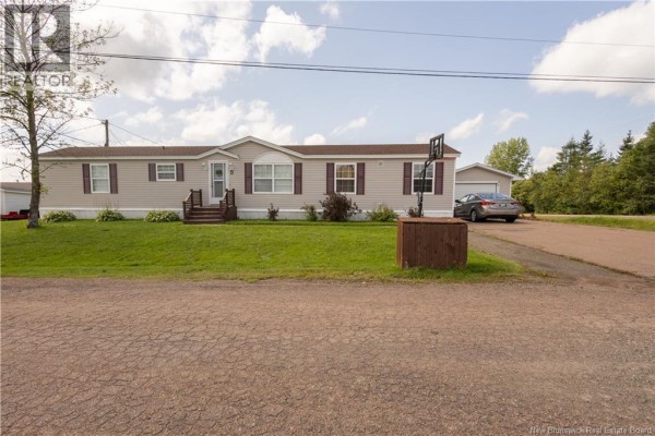 Living room - 1 Inglewood Street, Moncton, NB E1H3K5 Photo 2