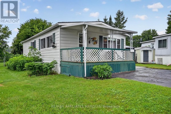 Kitchen - 1 Kavanagh Drive, Rideau Lakes, ON K7A4S5 Photo 3