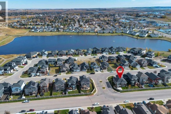 5pc Bathroom - 1 Lakes Estates Circle, Strathmore, AB T1P0B7 Photo 2