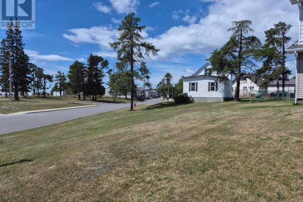 Recreational, Games room - 1 Laurier Ave, Terrace Bay, ON P0T2W0 Photo 4