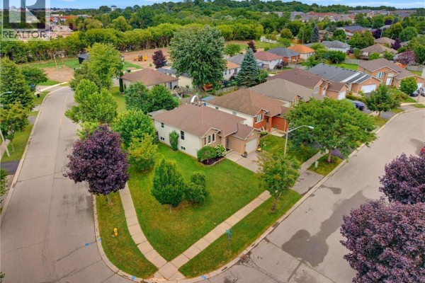 1 Limerick Lane, Brantford, ON, photo 3