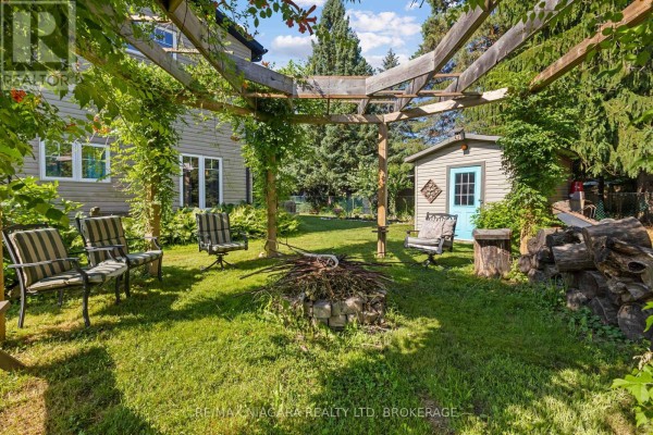 Living room - 1 Linden Avenue, Pelham, ON L0S1E3 Photo 3