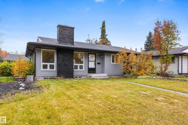 Residential for sale at 1 Lloyd Pl, St  Albert, AB - MLS® lfH9HH