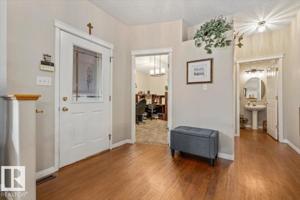 Primary Bedroom - 1 Longview Pl, Spruce Grove, AB T7X3Y5 Photo 5