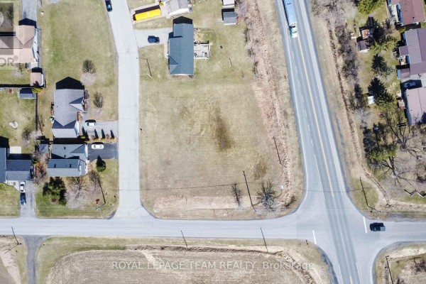 1 Lori Lane, North Dundas, ON, photo 2