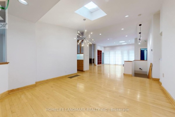 Library - 1 Malabar Place, Toronto, ON M3B1A4 Photo 5