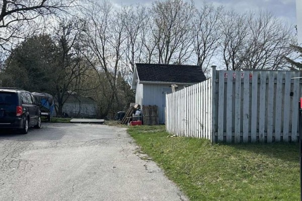 1 Martindale Road, Toronto, ON, photo 2