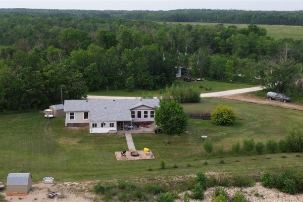1 Miss Ellie's Drive W, Lake Manitoba Narrows, MB, photo 3