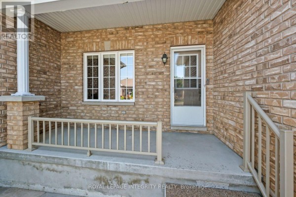 1 Moe Robillard Street, Arnprior, ON, photo 3