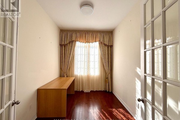 Dining room - 1 Morganfield Court, Richmond Hill, ON L4E0S6 Photo 3