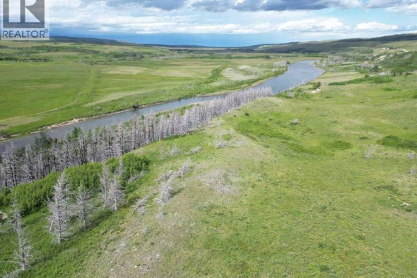 1 Paradise Drive, Rural Cardston County, AB T0K2M0 Photo 3