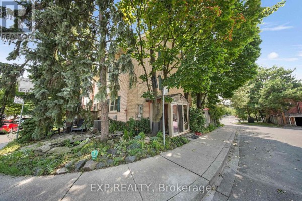 1 Quarry Court, Toronto, ON, photo 3