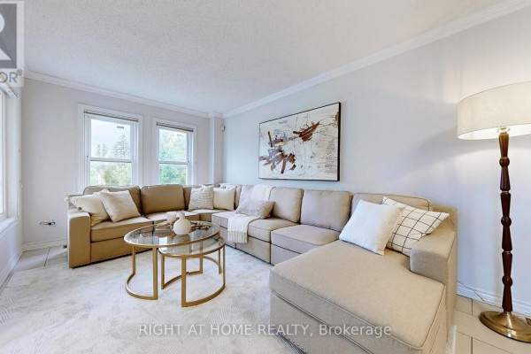 Living room - 1 Ray Street, Markham, ON L3R5X6 Photo 4