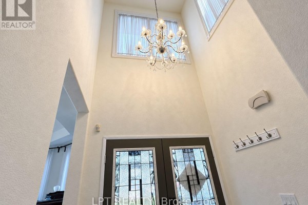 Dining room - 1 Saxony Drive, Markham, ON L6C2B2 Photo 4