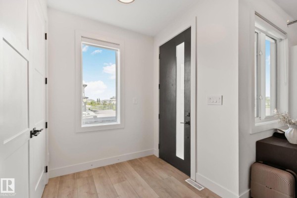 Primary Bedroom - 1 Starling Wy, Fort Saskatchewan, AB T8L0Y1 Photo 5