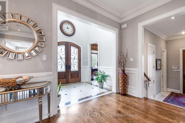 Dining room - 1 Tally Lane, Toronto, ON M2K1V3 Photo 4