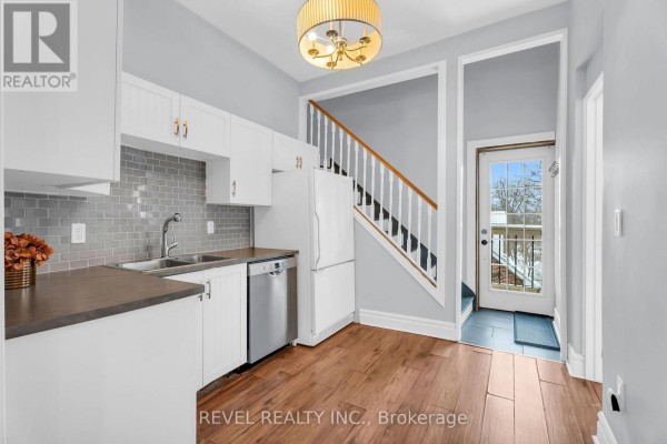1 Third Avenue, Orangeville, ON L9W1G8 Photo 3