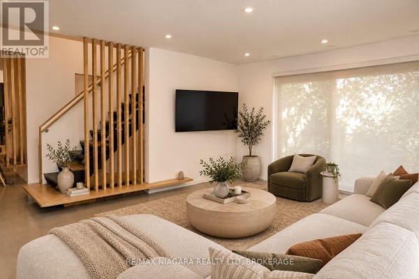 1 Timber Lane, St  Catharines, ON L2N7R7 Photo 4