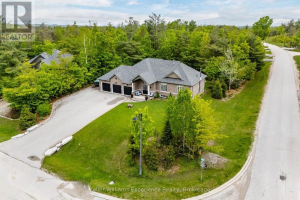 1 Topaz Court, Oro Medonte, ON, photo 2