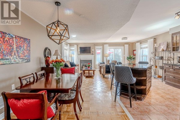 1 Valley View Court, Barrie, ON, photo 3