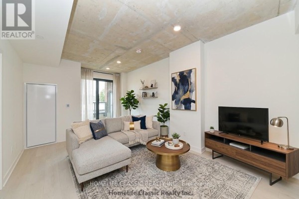 Primary Bedroom - 1 Vine Avenue, Toronto, ON M6P0C8 Photo 3