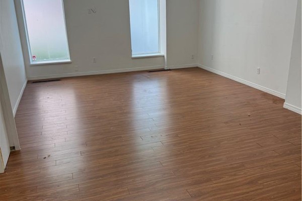 1 West Avenue S Unit# 100, Hamilton, ON, photo 2