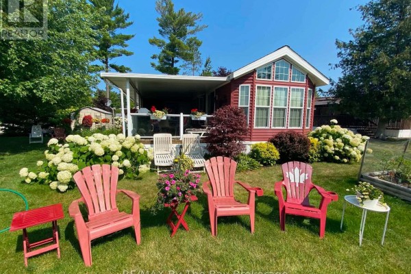 Sunroom - 1 White Pines Trail, Wasaga Beach, ON L9Z1X7 Photo 5