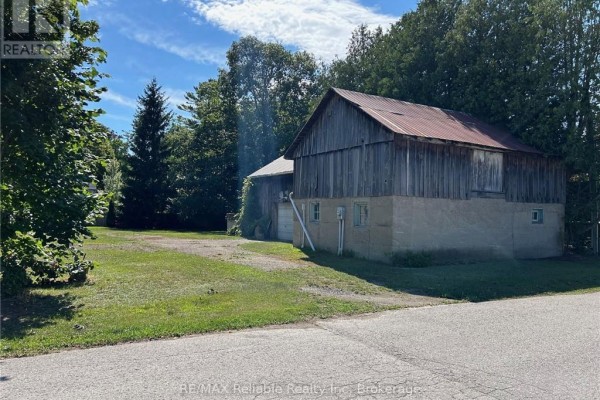 1 William Street, Bluewater, ON, photo 2