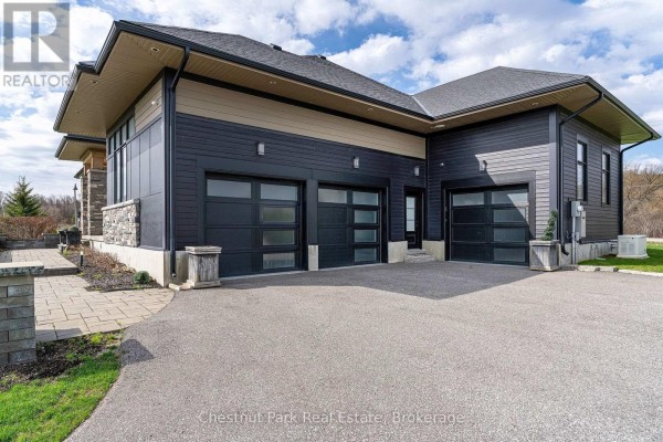 1 Windrose Valley Boulevard, Clearview, ON, photo 3