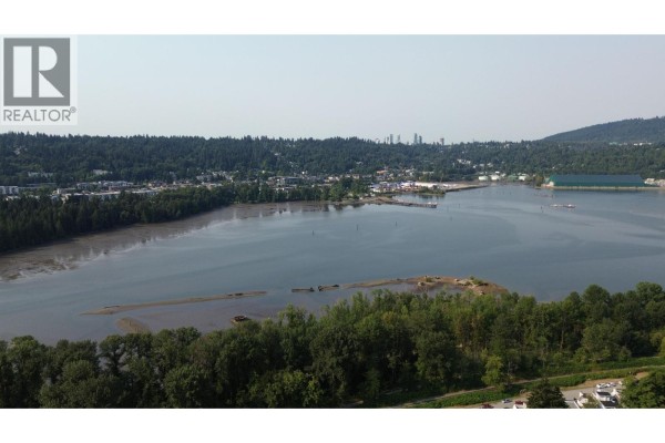 1/2 421 Campbell Road, Port Moody, BC V3H2W1 Photo 2