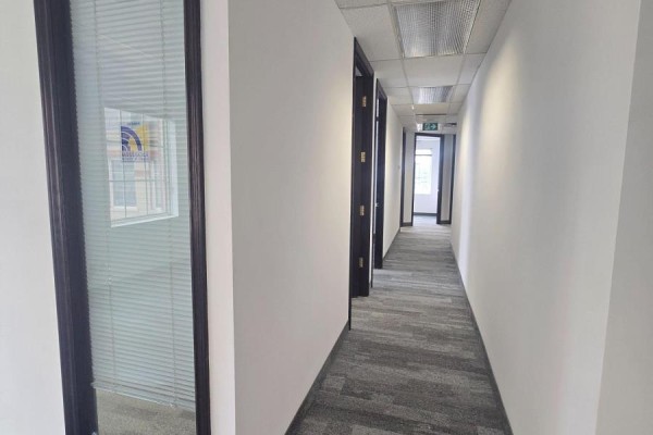 1/300 - 5025 Orbitor Drive, Mississauga, ON L4W4Y5 Photo 5