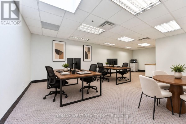 10 - 111 Regina Road, Vaughan, ON L4L8N5 Photo 2