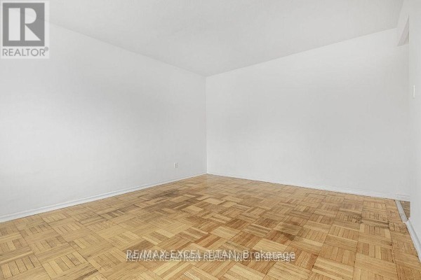 10 - 156 Kingston Road, Toronto, ON M4L1S7 Photo 4