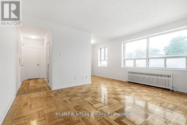 10 - 156 Kingston Road, Toronto, ON M4L1S7 Photo 5