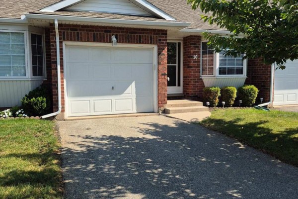 10 - 162 First Street, Welland, ON, photo 2
