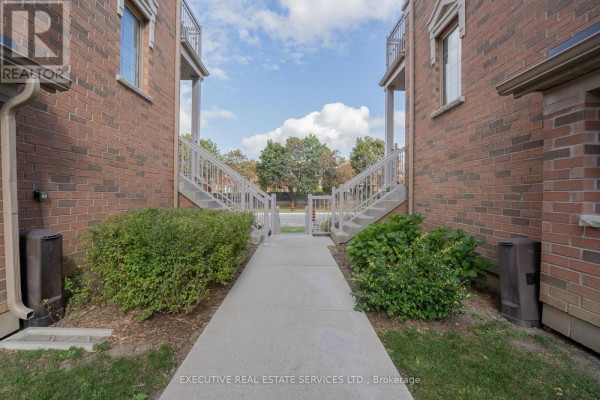 Primary Bedroom - 10 - 180 Howden Boulevard, Brampton, ON L6S0E6 Photo 4