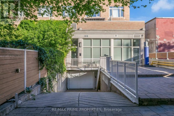 10 - 202 St Patrick Street, Ottawa, ON K1N5K3 Photo 4