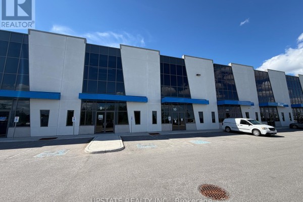 10 - 25 Newkirk Court, Brampton, ON L6Z0J8 Photo 2