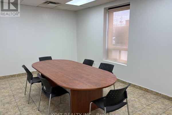 10 - 286 Rutherford Road S, Brampton, ON L6W3J9 Photo 4