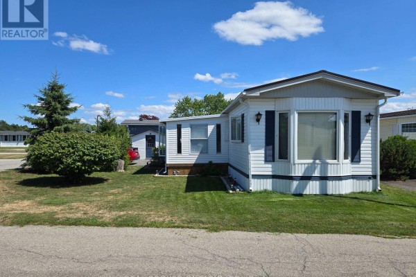 Kitchen - 10 - 3033 Townline Road, Fort Erie, ON L0S1S1 Photo 2