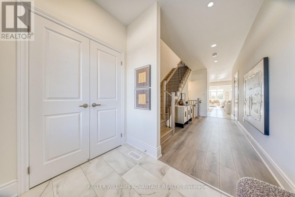 10 - 78 Gathering Lane, Richmond Hill, ON L4S0S4 Photo 3