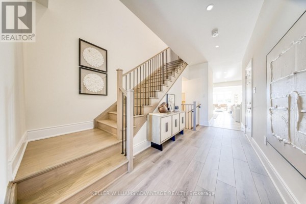 10 - 78 Gathering Lane, Richmond Hill, ON L4S0S4 Photo 4