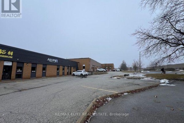 10-11 - 150 Ferrier Street, Markham, ON L3R3K3 Photo 4